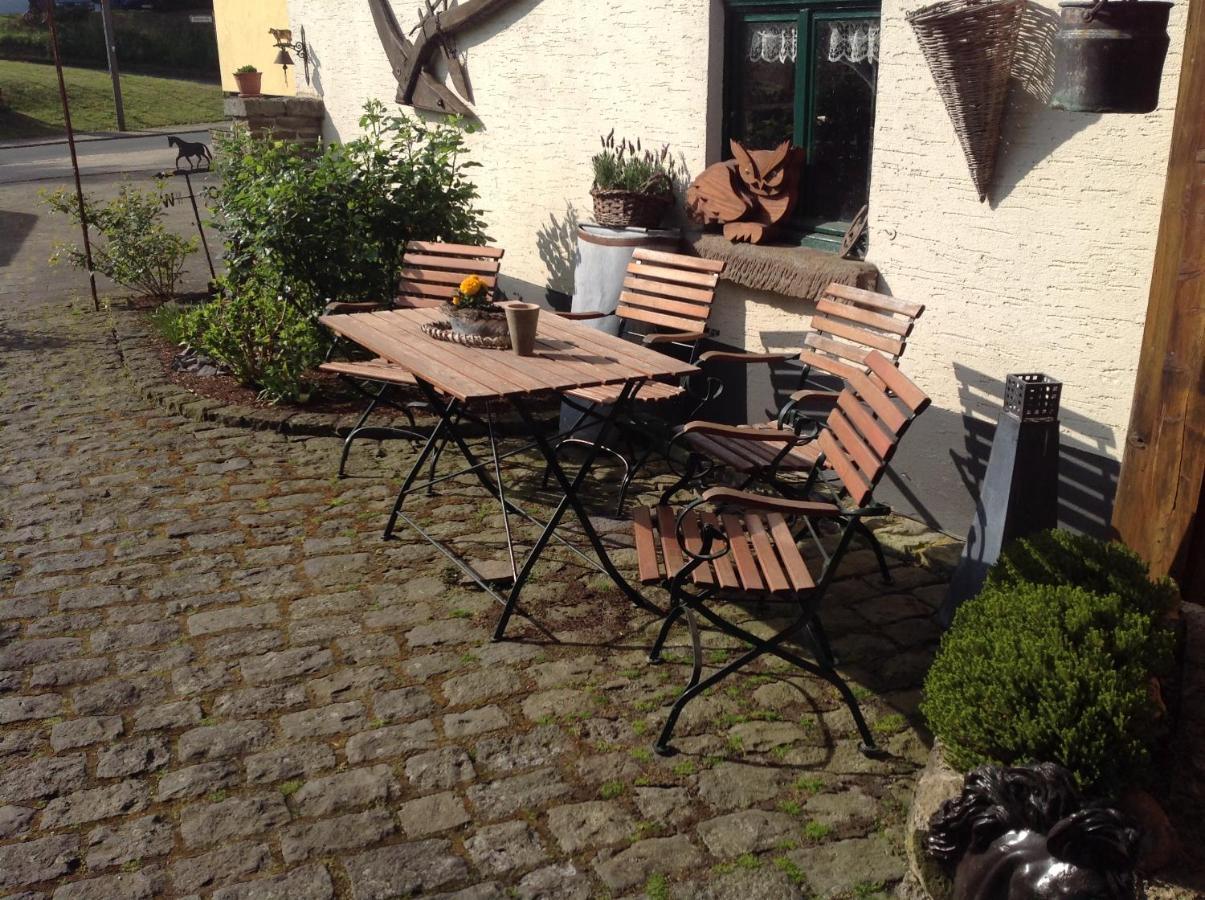 Ferienwohnung Zur Scheune Lind  Exterior foto