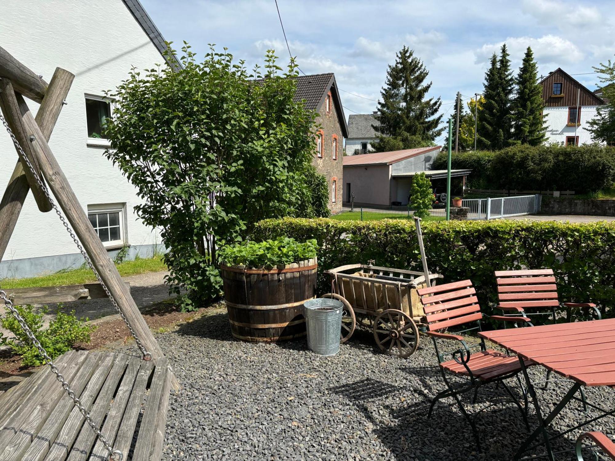 Ferienwohnung Zur Scheune Lind  Exterior foto