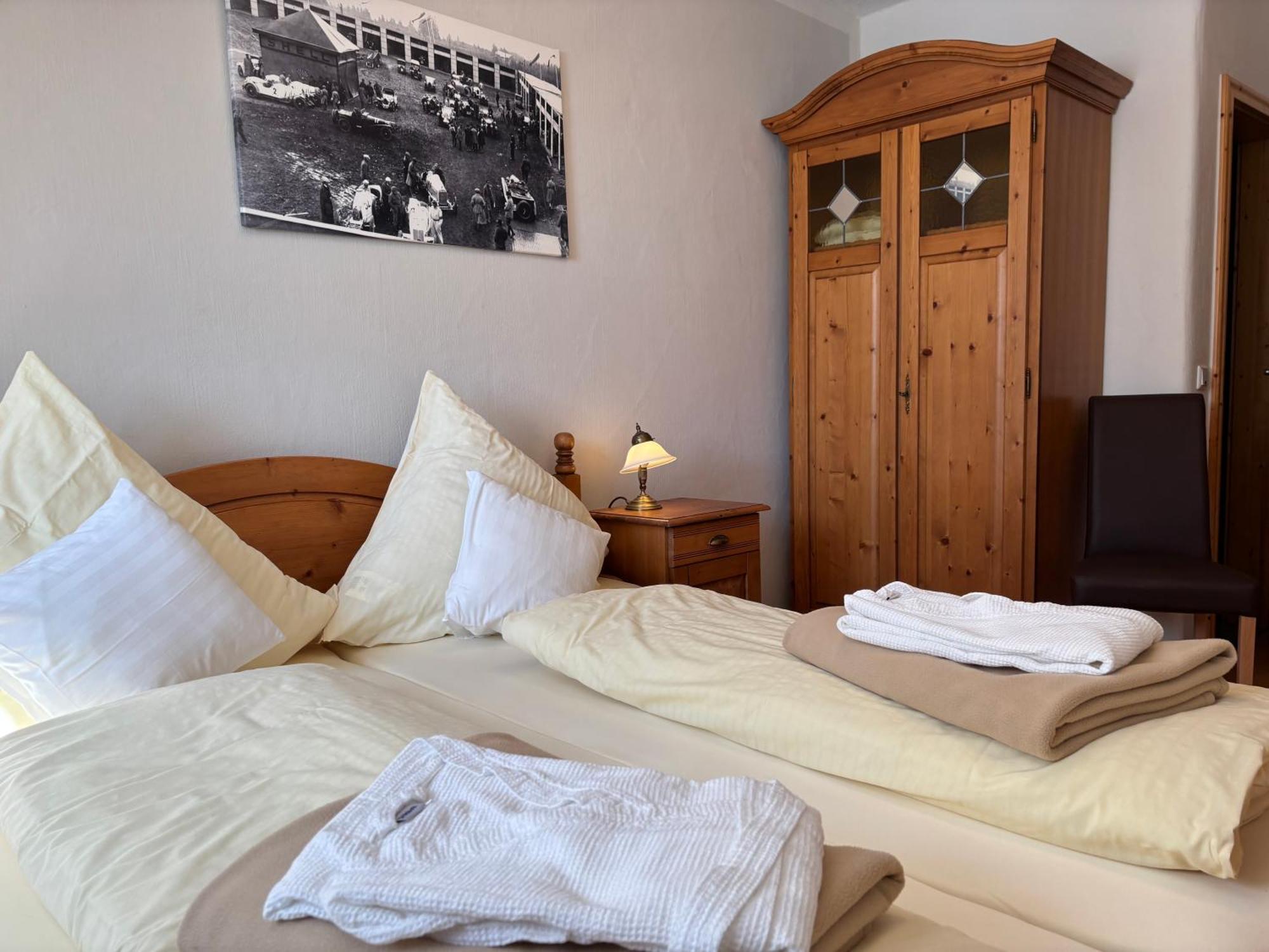 Ferienwohnung Zur Scheune Lind  Exterior foto